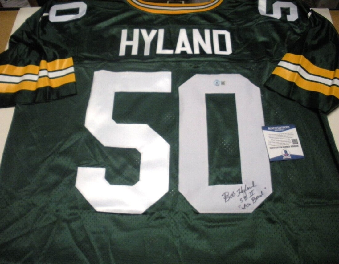 Signed Nike Green Bay Packers Jersey with Bob Hyland Autograph and Beckett COA: Signed Nike Green Bay Packers Jersey with Bob Hyland Autograph and Beckett COA This is a pre-owned, officially licensed Nike jersey signed by Bob Hyland of the Green Bay Packers. The jersey comes with