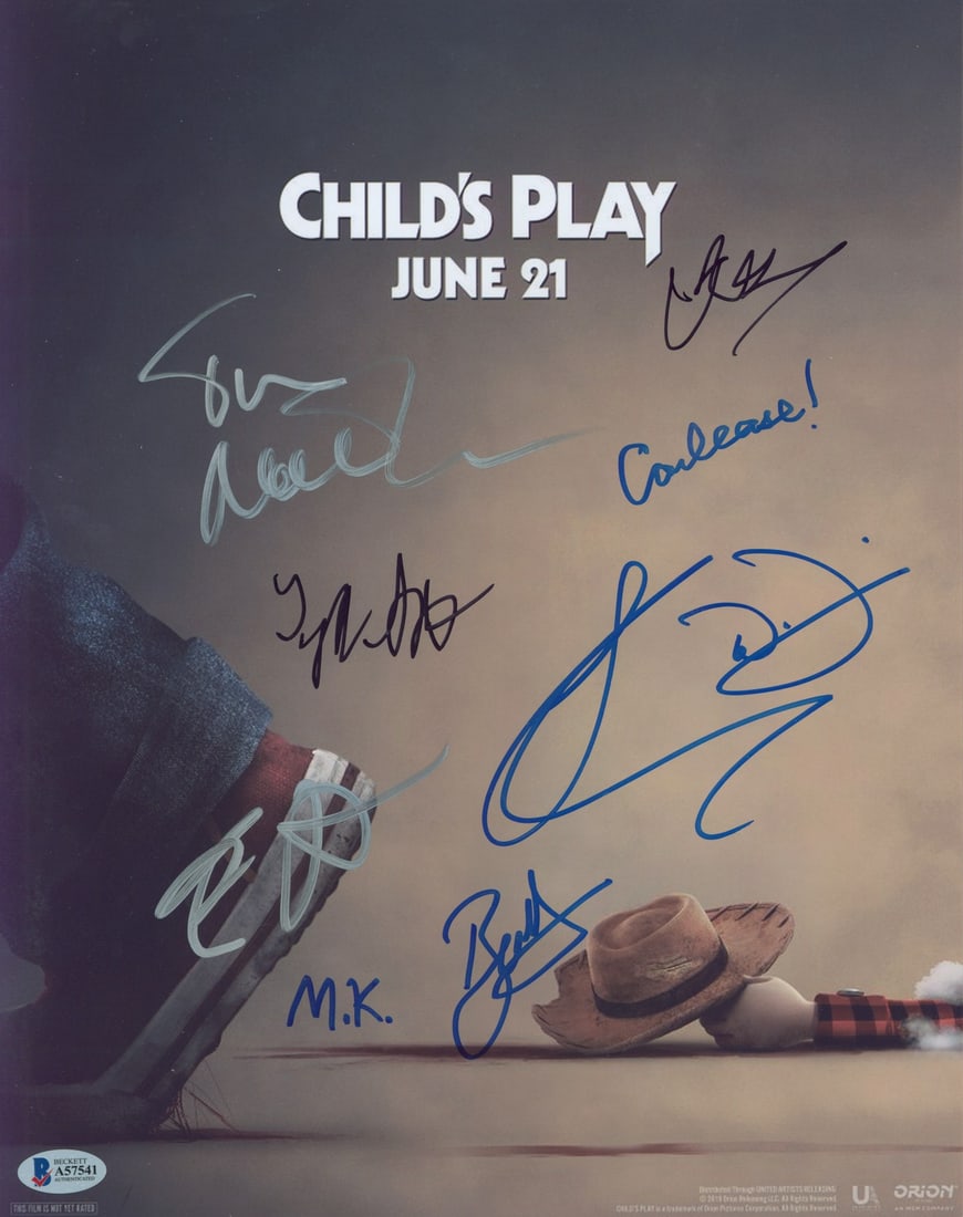 Signed 11x14 Child's Play Photo Nine Autographs Beckett Authenticated (1 of 2)