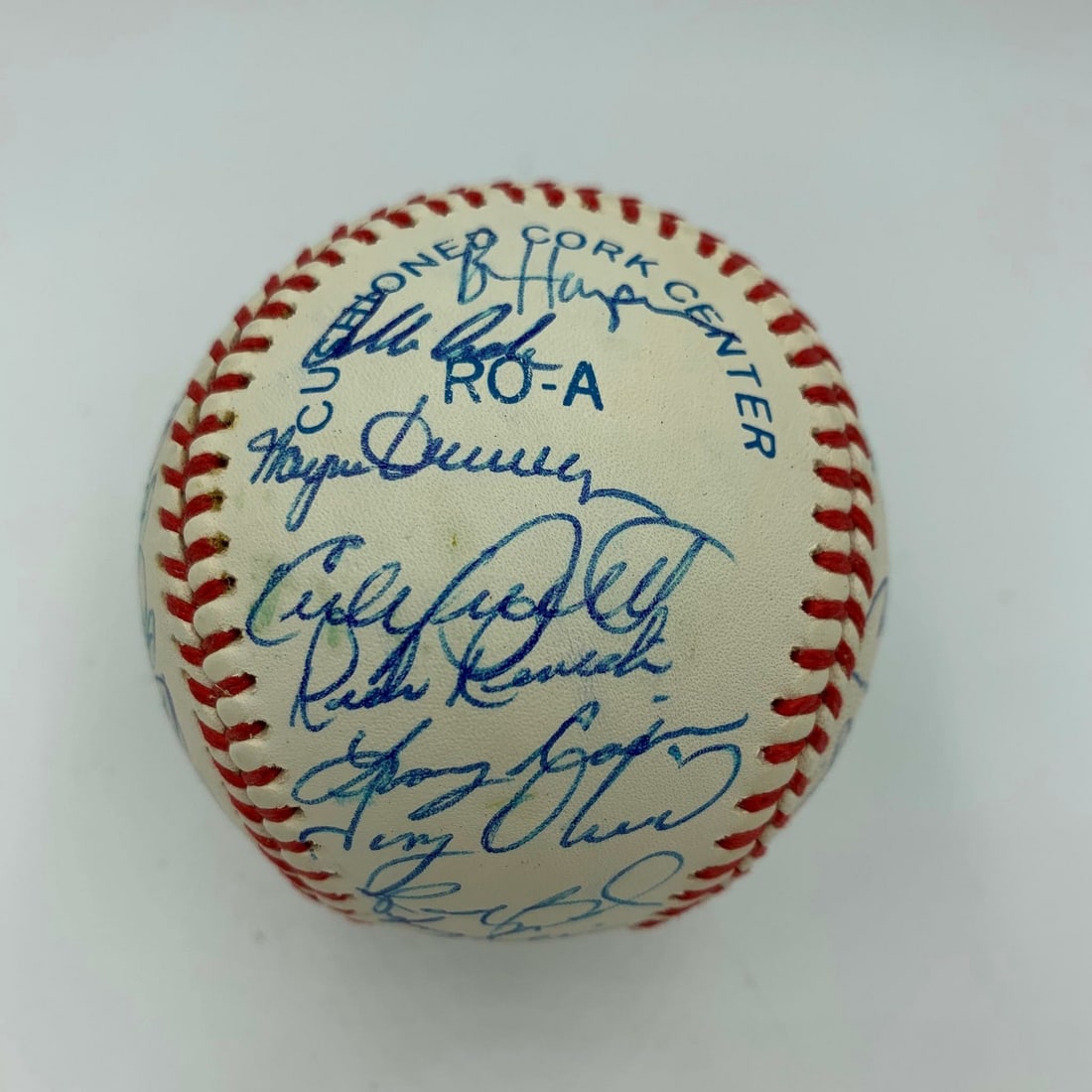 1990 Minnesota Twins Team Signed Baseball 34 Sigs JSA COA Kirby Puckett Kent Hrbek: 1990 Minnesota Twins Team Signed Baseball 34 Sigs JSA COA Kirby Puckett Kent Hrbek This is a stunning 1990 Minnesota Twins team signed baseball featuring 34 signatures, including legendary players Kir