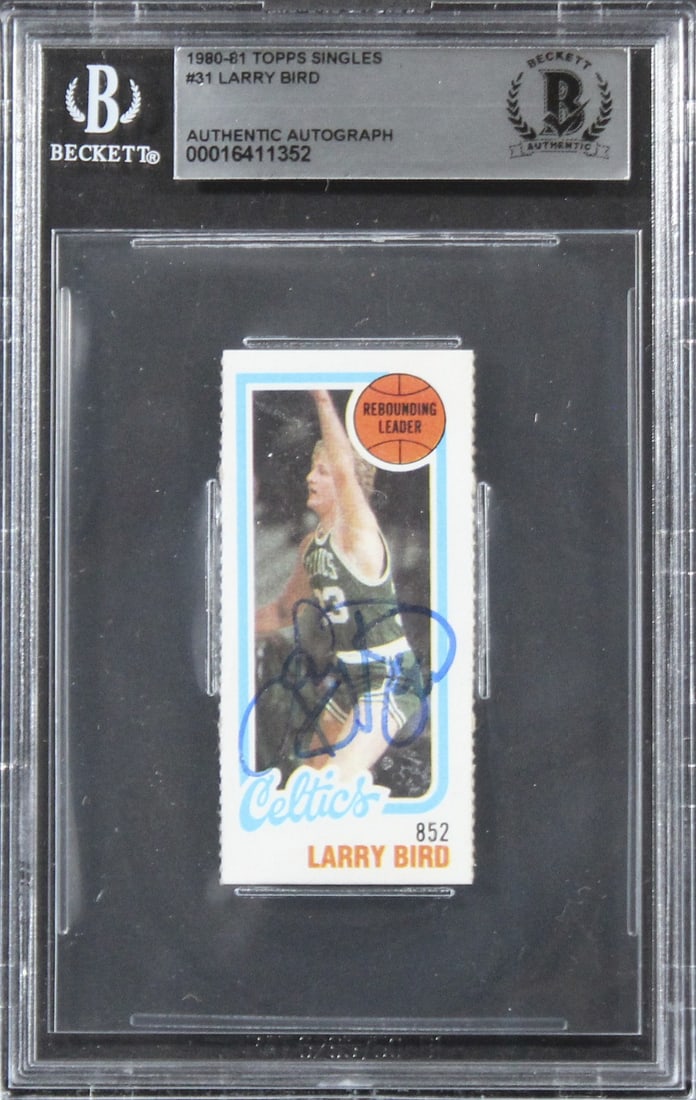 Larry Bird signed 1980 Topps #31 card Beckett authenticated slabbed (1 of 2)