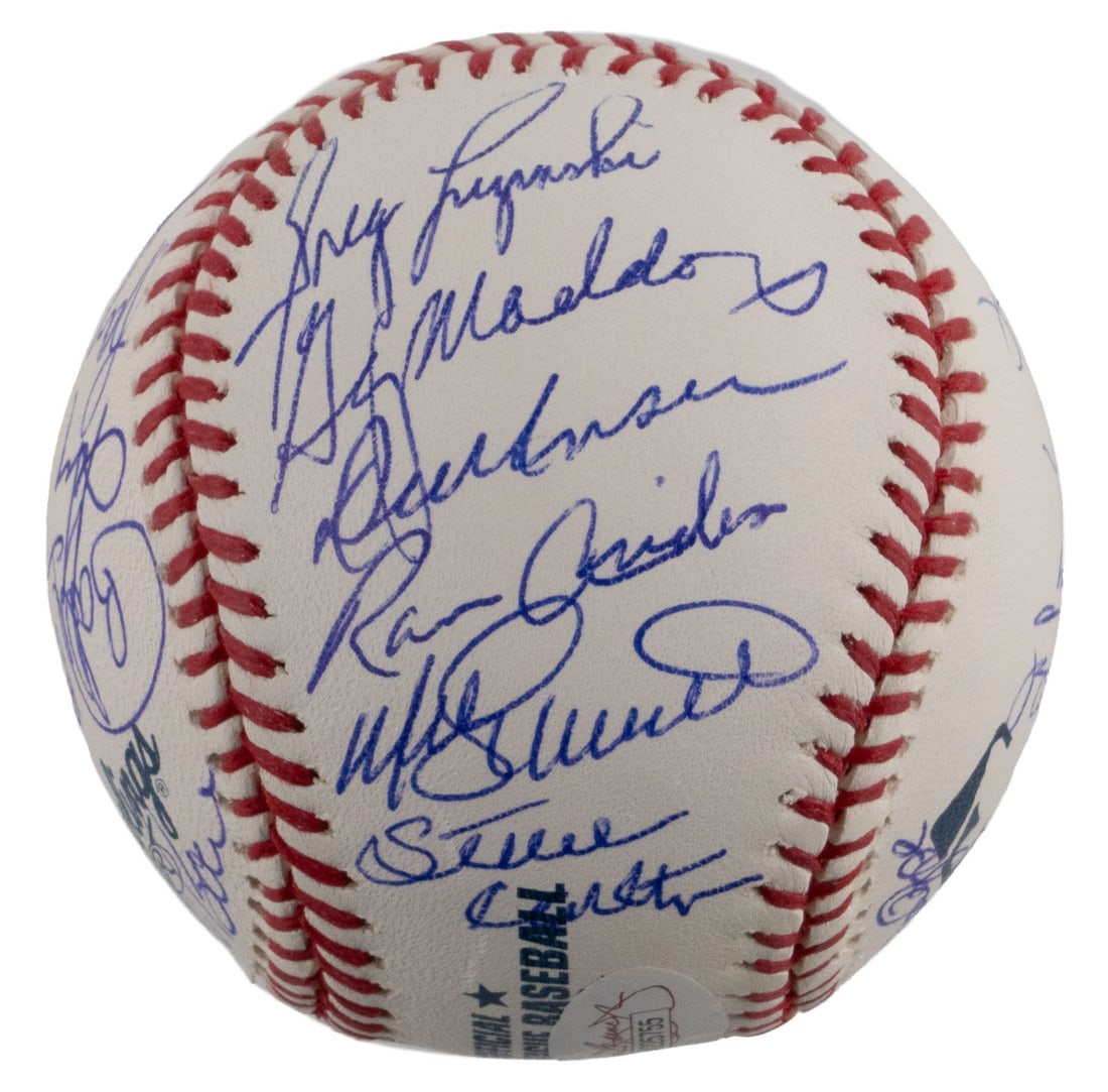 JSA Certified 1980 Phillies World Series Team Signed Baseball: JSA Certified 1980 Phillies World Series Team Signed Baseball This is an original Official Major League baseball featuring a 1980 Philadelphia Phillies World Series champion team-signed autograph disp