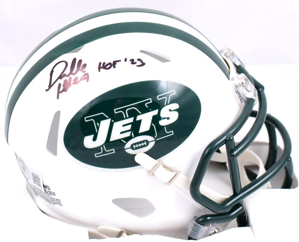 Beckett Holo Darrelle Revis Signed Jets Speed Mini Helmet HOF: Beckett Holo Darrelle Revis Signed Jets Speed Mini Helmet HOF Autographed New York Jets Speed mini helmet signed by Darrelle Revis and featuring a HOF inscription. Pre-owned item. Specifications Item 