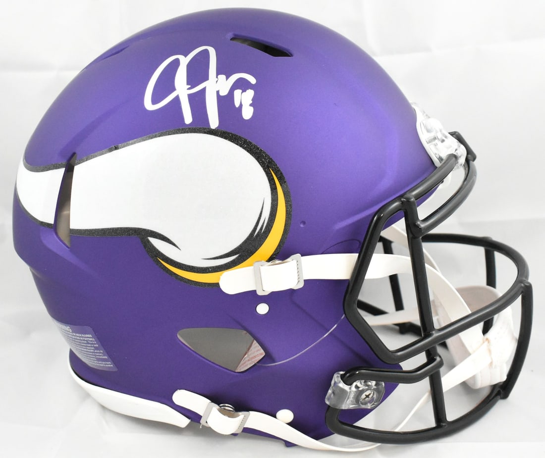 Beckett Holo Signed Justin Jefferson Vikings Full Size Speed Helmet: Beckett Holo Signed Justin Jefferson Vikings Full Size Speed Helmet Autographed full-size Speed Authentic helmet featuring Justin Jefferson and Vikings styling. This pre-owned piece includes a Beckett