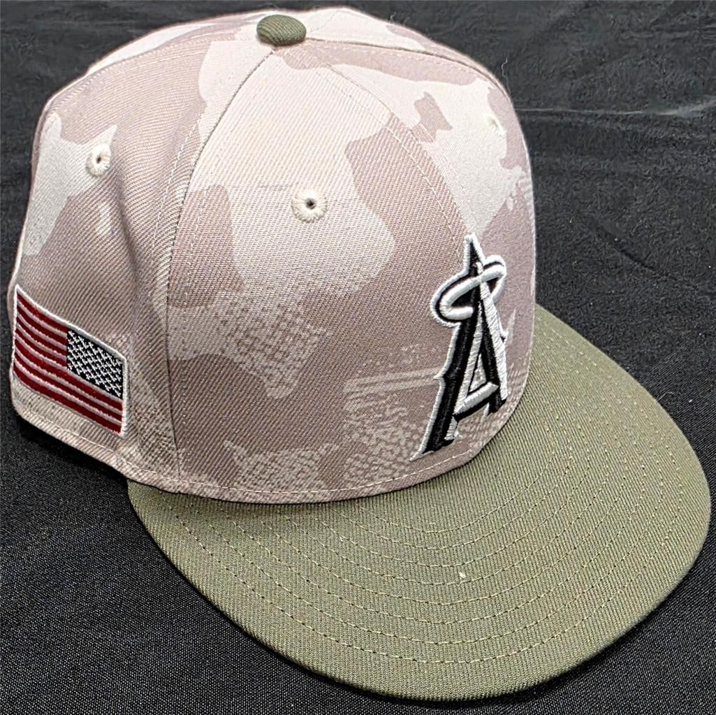 Game Used Zach Neto Los Angeles Angels Armed Forces Day Hat MLB Holo: Game Used Zach Neto Los Angeles Angels Armed Forces Day Hat MLB Holo Game-used Los Angeles Angels hat associated with Zach Neto and Armed Forces Day 2025. This officially licensed baseball memorabilia