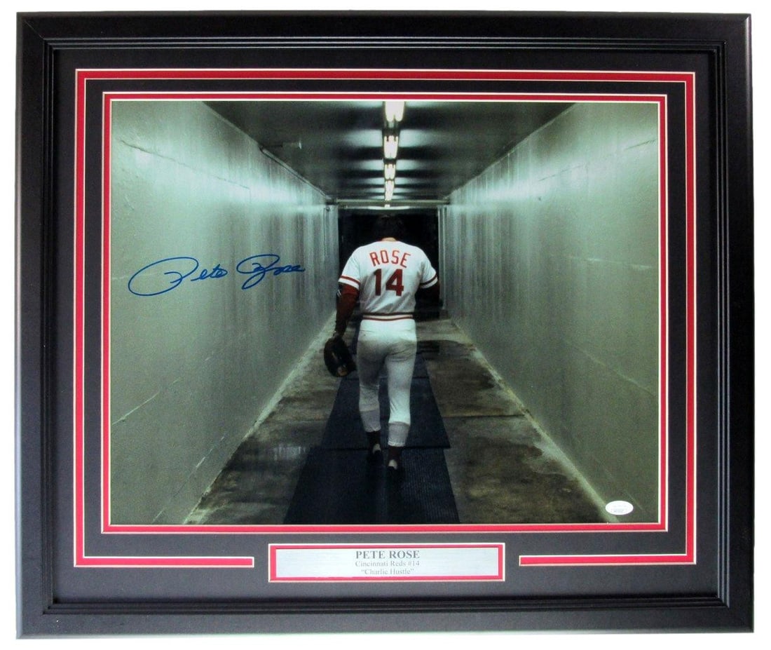 Framed 16x20 Pete Rose Signed Cincinnati Reds Photo with JSA Authentication: Framed 16x20 Pete Rose Signed Cincinnati Reds Photo with JSA Authentication This framed 16x20 photograph features the autograph of Pete Rose, legendary player for the Cincinnati Reds. The item is auth