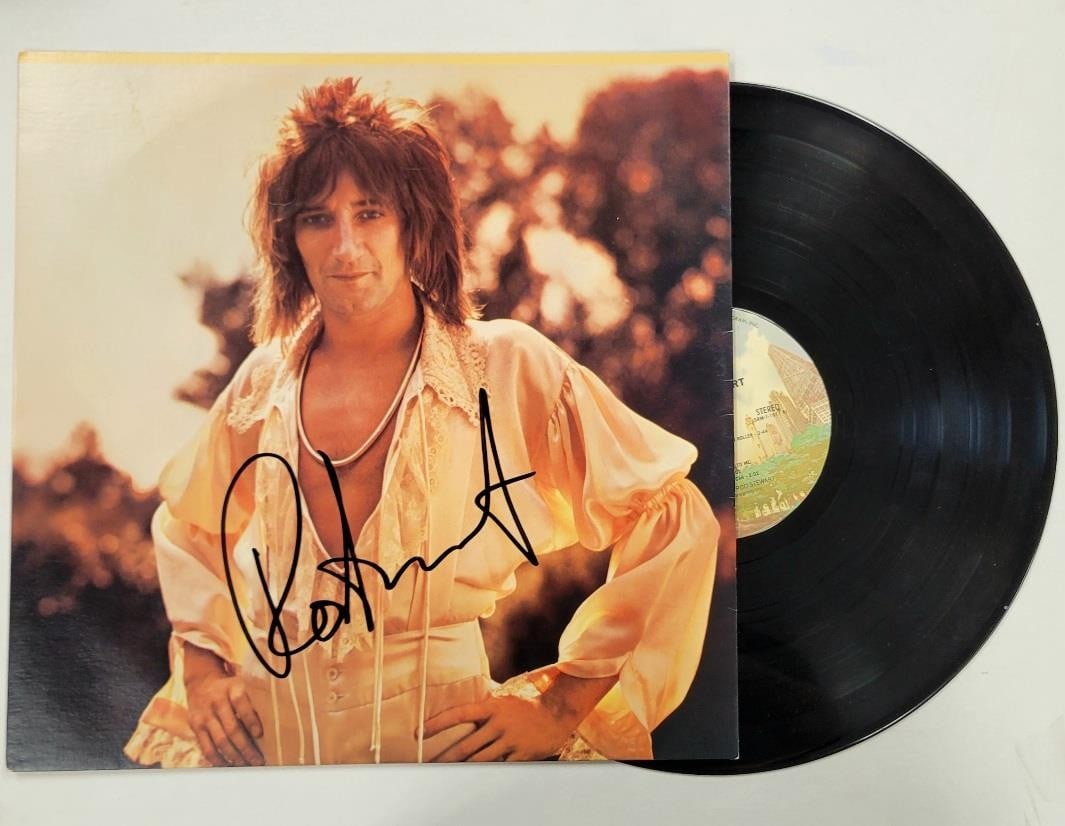 Smiler Album Cover Signed by Rod Stewart Beckett Authenticated (1 of 5)