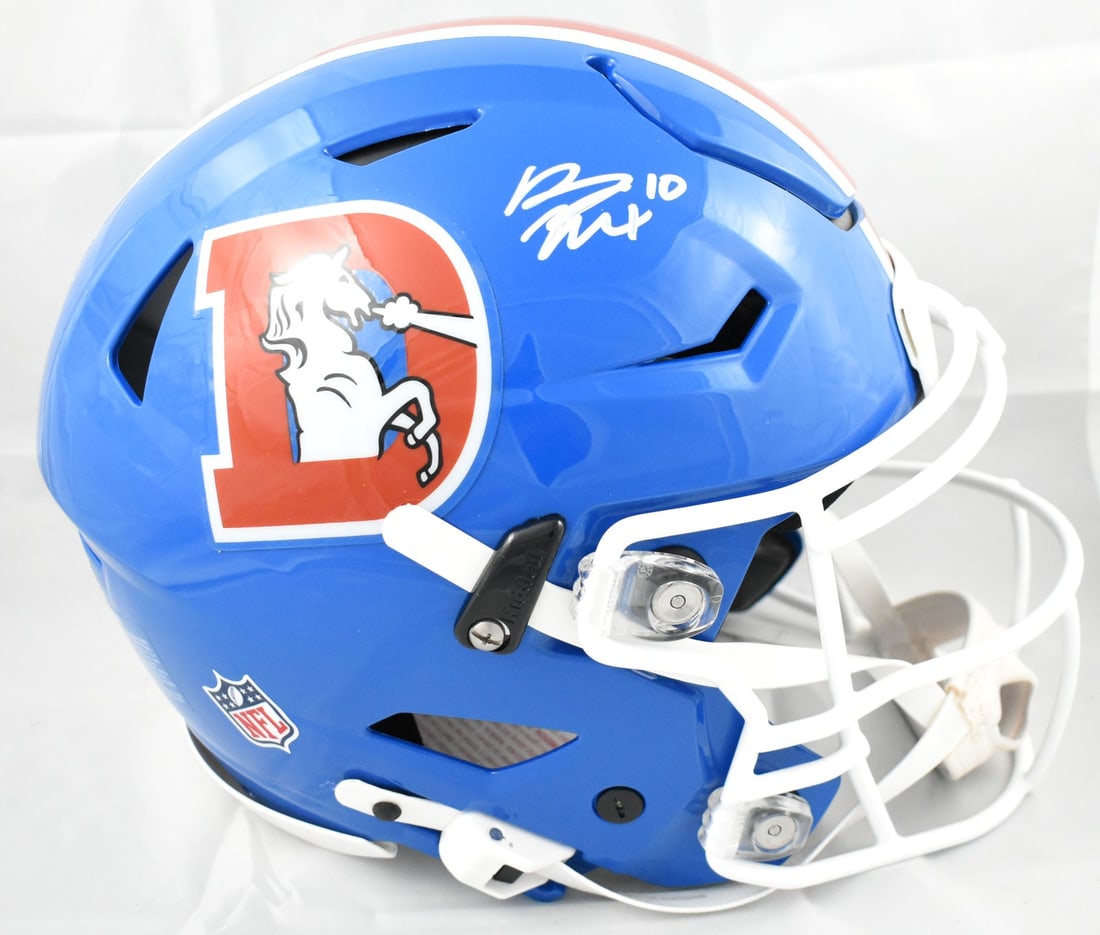 Denver Broncos Speedflex Full Size Helmet Signed by Bo Nix Beckett Holo: Denver Broncos Speedflex Full Size Helmet Signed by Bo Nix Beckett Holo Autographed Denver Broncos full-size 75-96 Speedflex helmet featuring Bo Nix. This pre-owned collectible includes a Beckett W