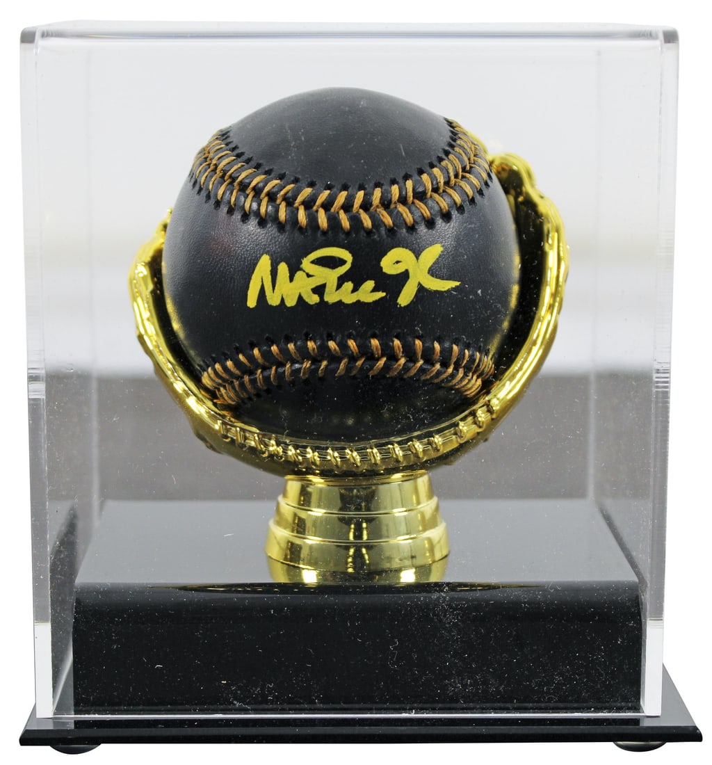 Magic Johnson Signed OML Baseball with Acrylic Case BAS Authenticated: Magic Johnson Signed OML Baseball with Acrylic Case BAS Authenticated Own a piece of baseball history with this authentic signed black OML baseball by Magic Johnson, a legendary player of the Los Ange