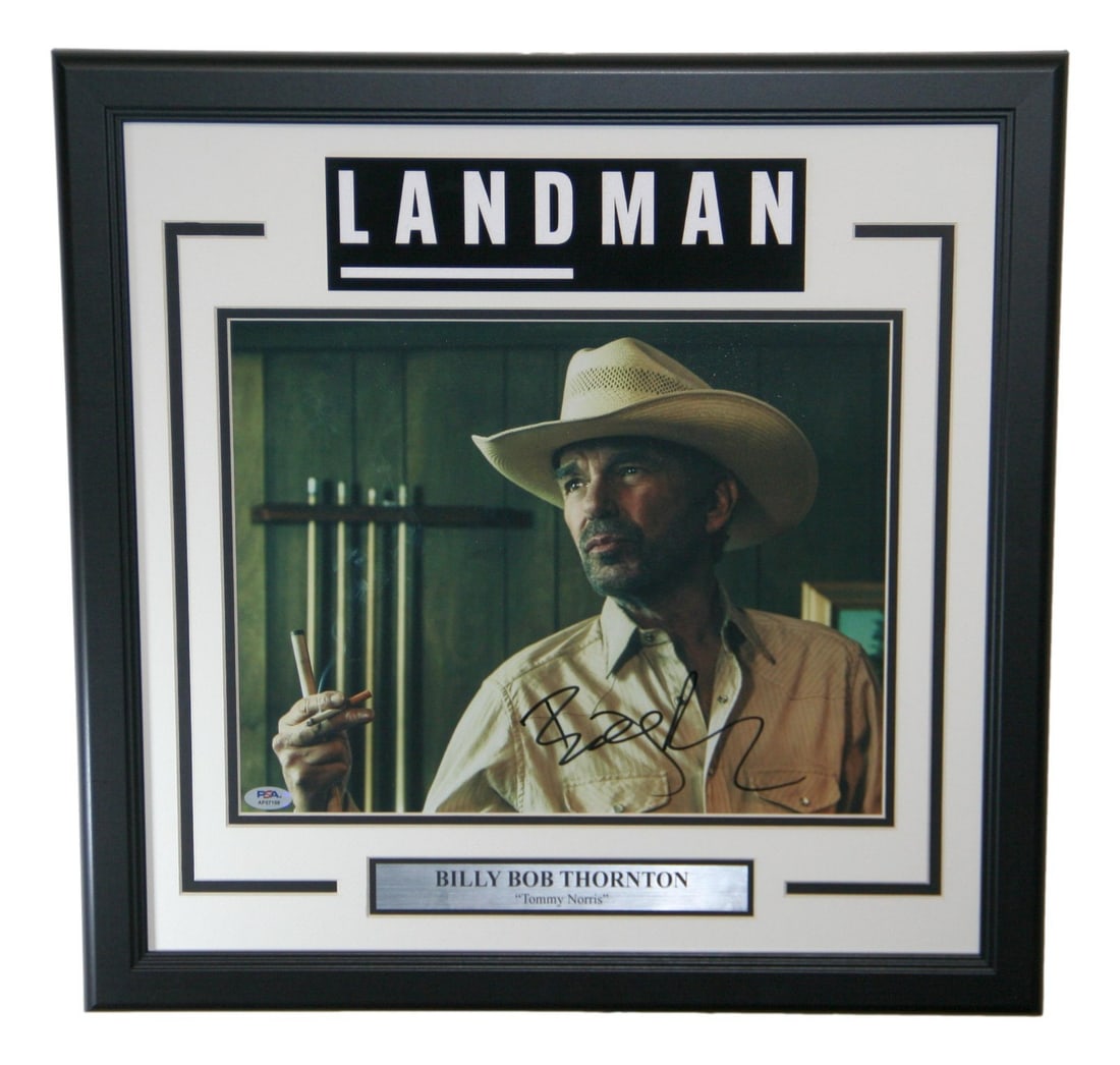 Framed 14x11 Landman Tommy Norris Photo Signed by Billy Bob Thorton PSA DNA: Framed 14x11 Landman Tommy Norris Photo Signed by Billy Bob Thorton PSA DNA Framed photo from Landman featuring the character Tommy Norris, autographed by Billy Bob Thorton. Pre-owned item. Specificat
