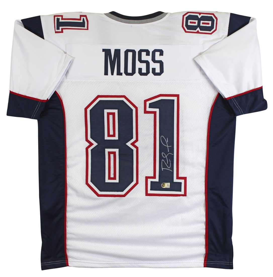 Beckett Witnessed Randy Moss Signed Patriots White Custom Jersey (1 of 3)