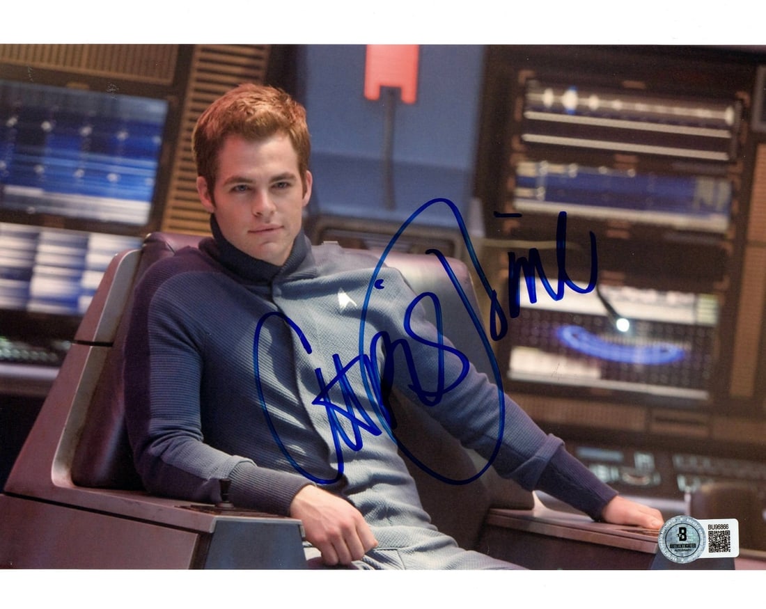 8x10 Photograph Signed by Chris Pine as Captain Kirk Beckett Authenticated (1 of 2)