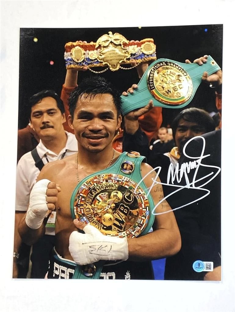 Beckett BAS autographed 11x14 boxing photo Manny Pacquiao: Beckett BAS autographed 11x14 boxing photo Manny Pacquiao Original signed Manny Pacquiao boxing photo. This pre-owned 11x14 photograph is an autographed sports collectible featuring Manny Pacquiao and