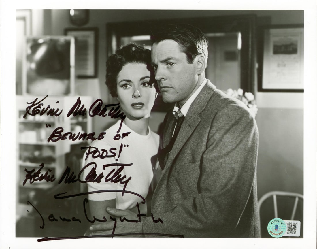 Invasion of the Body Snatchers Signed 8x10 Photo McCarthy Wynter COA: Invasion of the Body Snatchers Signed 8x10 Photo McCarthy Wynter COA This captivating 8x10 photograph features the iconic film "Invasion of the Body Snatchers," personally signed by stars Kevin McCart