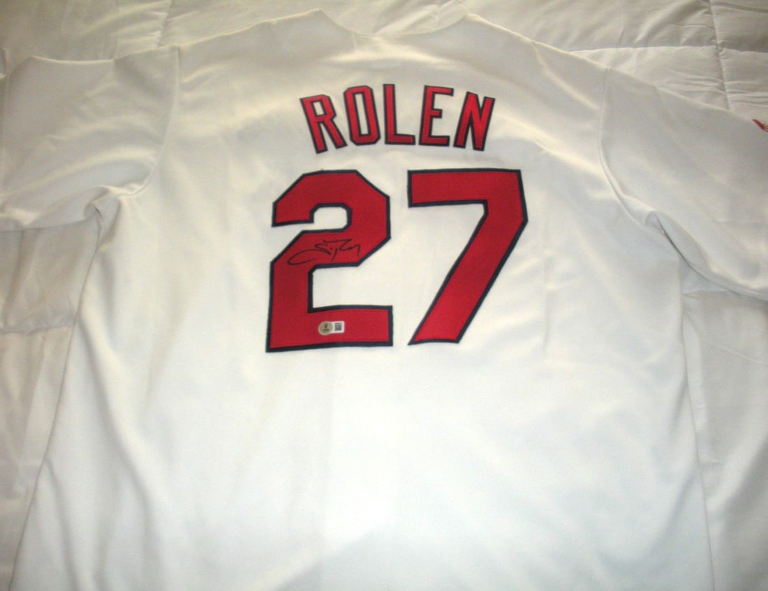 Majestic St. Louis Cardinals Scott Rolen autographed baseball jersey BAS COA: Majestic St. Louis Cardinals Scott Rolen autographed baseball jersey BAS COA This is a pre-owned, officially licensed Majestic jersey signed by Scott Rolen of the St. Louis Cardinals. The jersey is an