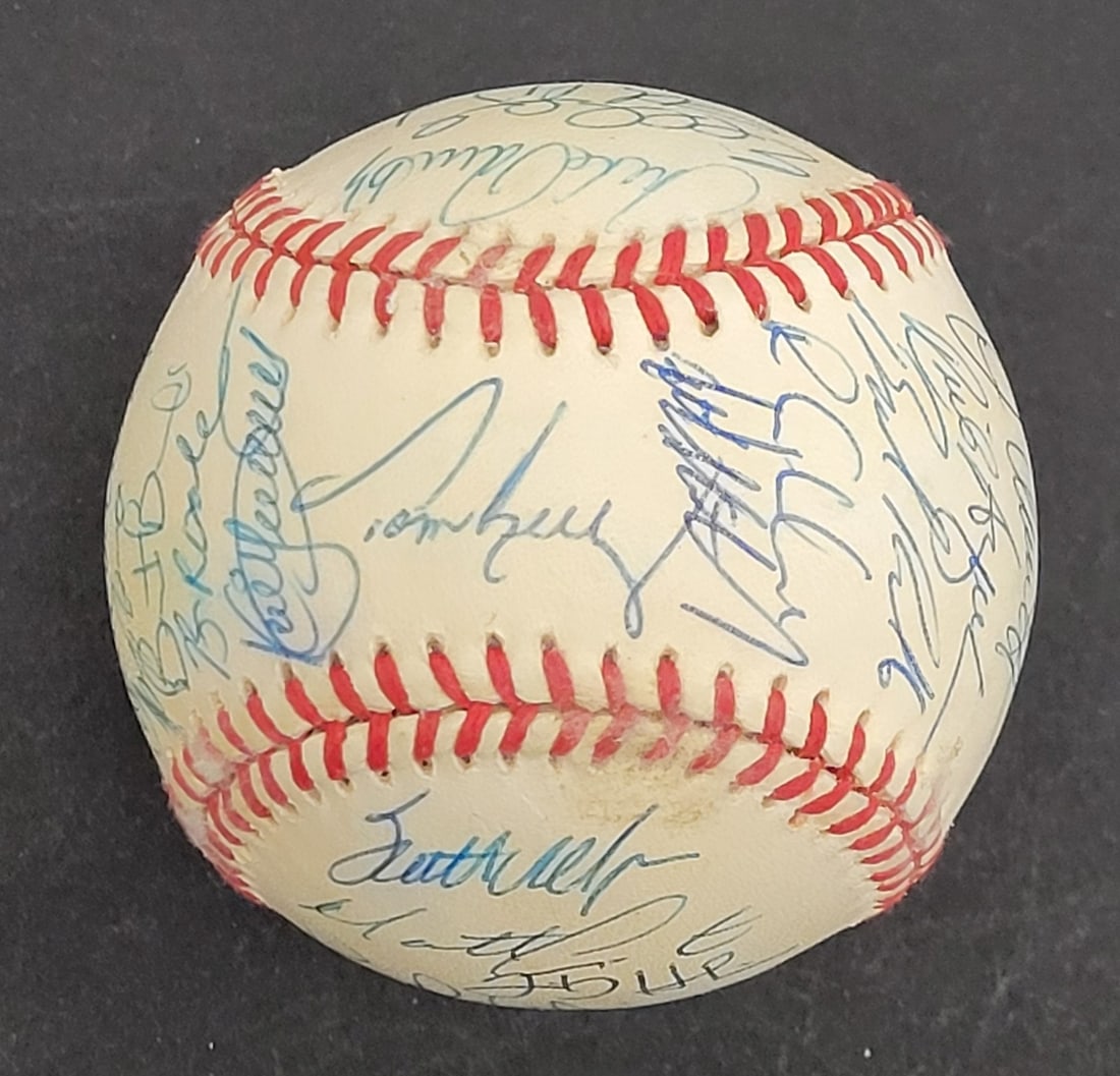1996 Minnesota Twins Baseball with 39 Team Signatures JSA Authenticated: 1996 Minnesota Twins Baseball with 39 Team Signatures JSA Authenticated This is an original Official American League baseball signed by 39 members of the 1996 Minnesota Twins, including Kirby Puckett,