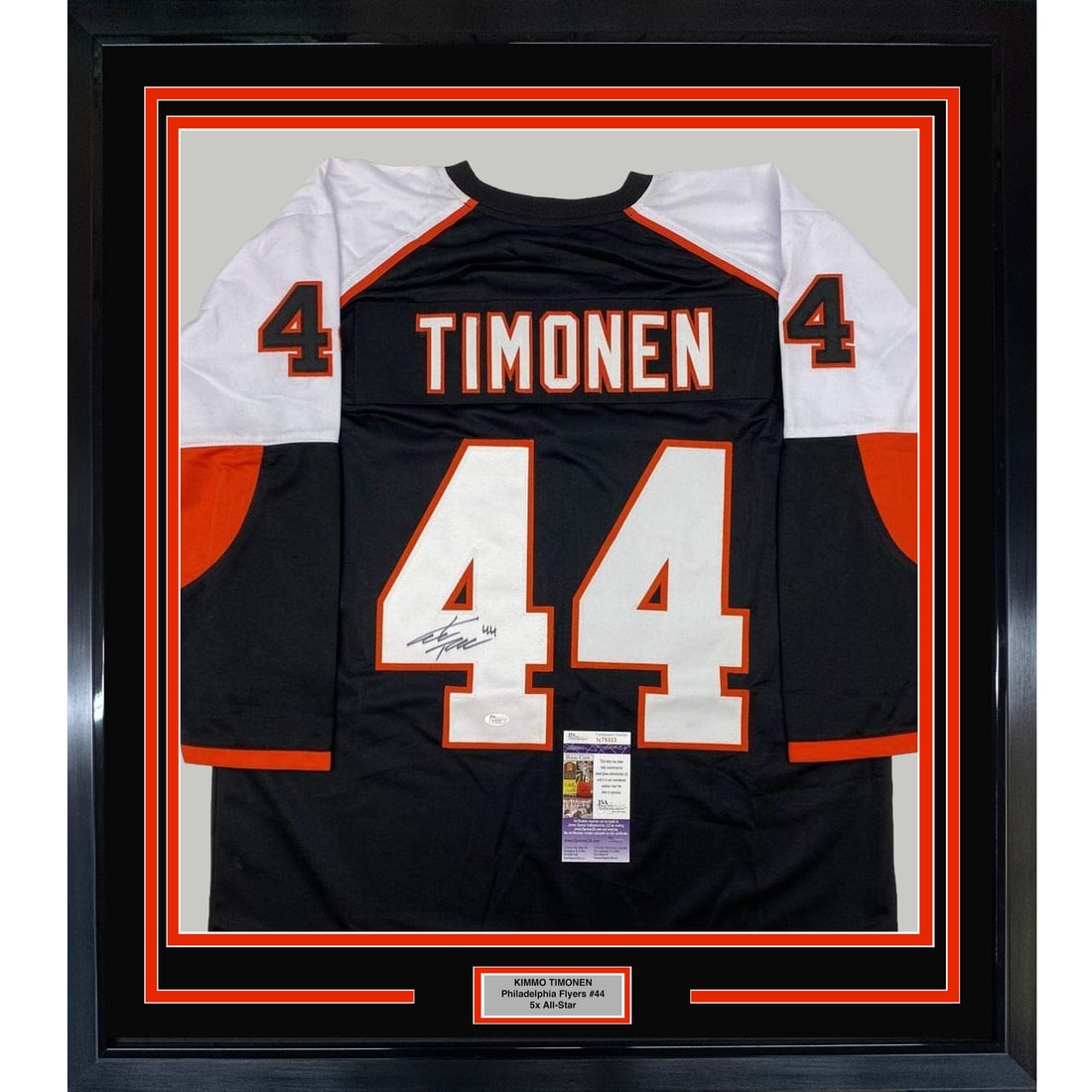 Framed Kimmo Timonen Autographed Black Flyers Jersey with JSA COA: Framed Kimmo Timonen Autographed Black Flyers Jersey with JSA COA Celebrate your love for hockey with this professionally framed and autographed Kimmo Timonen Philadelphia Flyers jersey. Measuring 33"