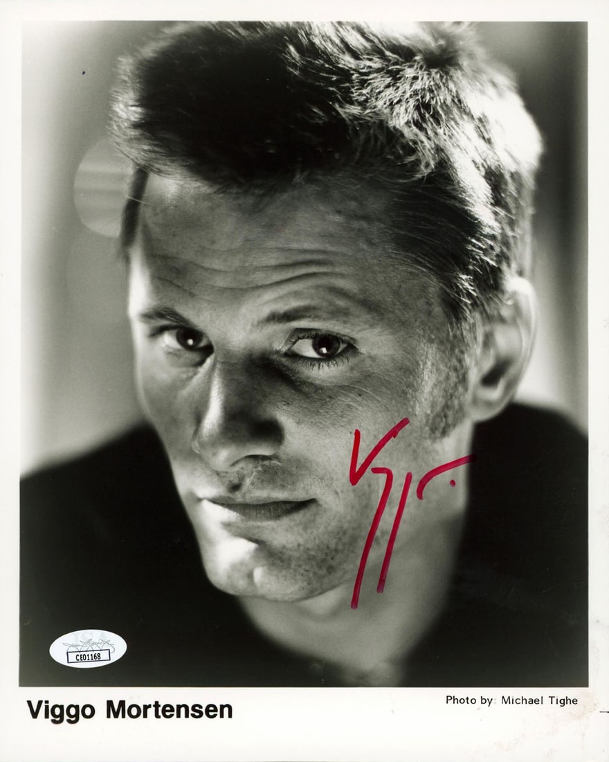 Viggo Mortensen signed Lord of the Rings 8x10 photo JSA (1 of 1)