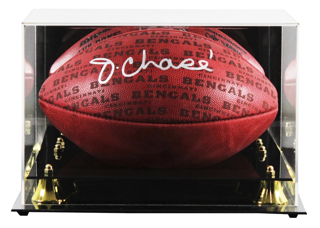Ja'Marr Chase Signed Wilson Duke Football with Display Case Beckett Authenticated: Ja'Marr Chase Signed Wilson Duke Football with Display Case Beckett Authenticated This official Wilson "The Duke" Team Showcase Football has been personally signed by Ja'Marr Chase of the Cincinnati B