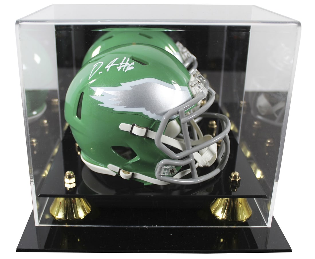 DeVonta Smith Autographed 2023 Eagles Alternate Mini Helmet With Fanatics Case: DeVonta Smith Autographed 2023 Eagles Alternate Mini Helmet With Fanatics Case This is a Philadelphia Eagles 2023 On Field Alternate Speed Mini Helmet that has been personally signed by DeVonta Smith.
