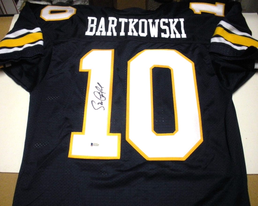 Signed Reebok Jersey with Steve Bartkowski Autograph Beckett COA: Signed Reebok Jersey with Steve Bartkowski Autograph Beckett COA This official Reebok jersey has been signed by Steve Bartkowski of the California Bears. The jersey is a collectible item accompanied b