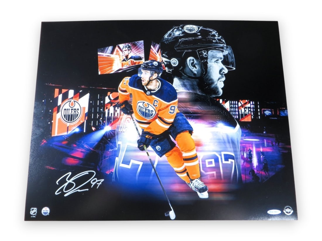 Connor McDavid Upper Deck Authenticated 16x20 Photo The Bubble Oilers: Connor McDavid Upper Deck Authenticated 16x20 Photo The Bubble Oilers This is an original 16x20 photo autographed by Connor McDavid of the Edmonton Oilers, titled "The Bubble." The photo is authentica