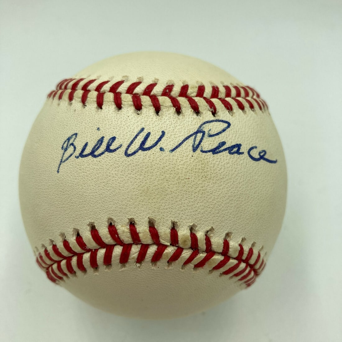 Warren Peace Signed MLB Baseball Negro League Legend with JSA COA: Warren Peace Signed MLB Baseball Negro League Legend with JSA COA This is an officially licensed Major League Baseball, signed by a legendary player from the Negro Leagues. The ball comes with a James
