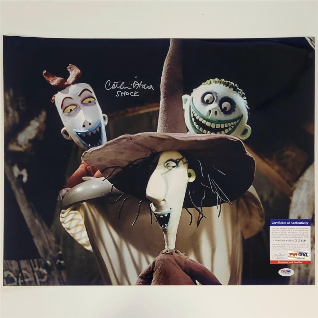 Nightmare Before Christmas 16x20 Photo Signed by Catherine O'Hara PSA Authenticated: Nightmare Before Christmas 16x20 Photo Signed by Catherine O'Hara PSA Authenticated This is a pre-owned 16x20 photograph from the movie The Nightmare Before Christmas, signed by Catherine O'Hara. The 