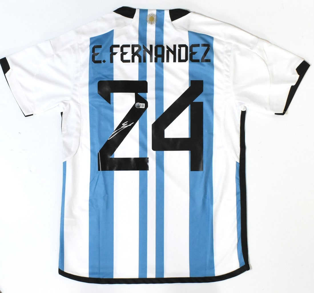 Argentina Home Jersey Signed by Enzo Fernandez Beckett Authenticated #24 (1 of 3)