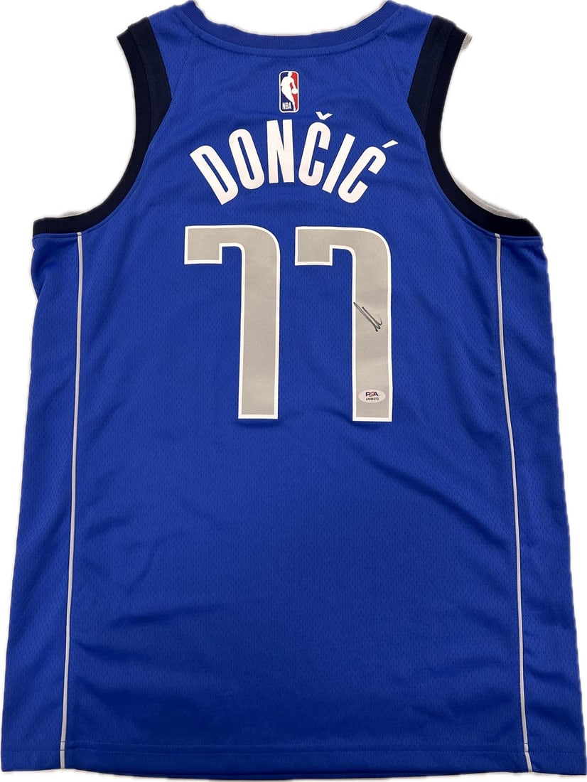 PSA DNA Luka Doncic autographed Dallas Mavericks stitched jersey (1 of 2)