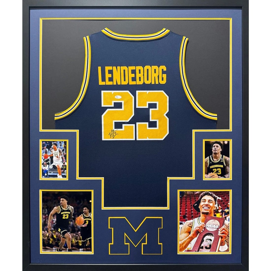 Framed Michigan Jersey Signed by Yaxel Lendeborg JSA: Framed Michigan Jersey Signed by Yaxel Lendeborg JSA Autographed Yaxel Lendeborg framed Michigan jersey with professional display framing. The piece is JSA authenticated and includes a tamper-evident 