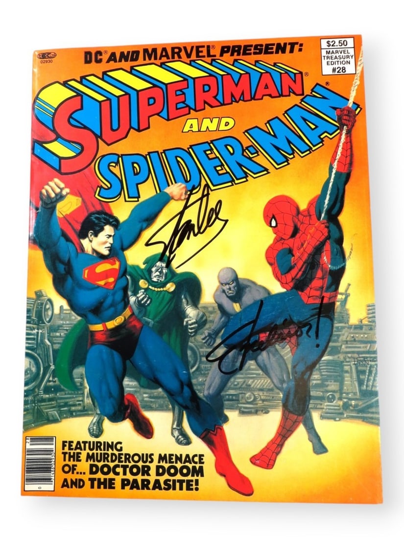 Oversized Spider Man Superman Comic Book Signed by Stan Lee BAS (1 of 4)