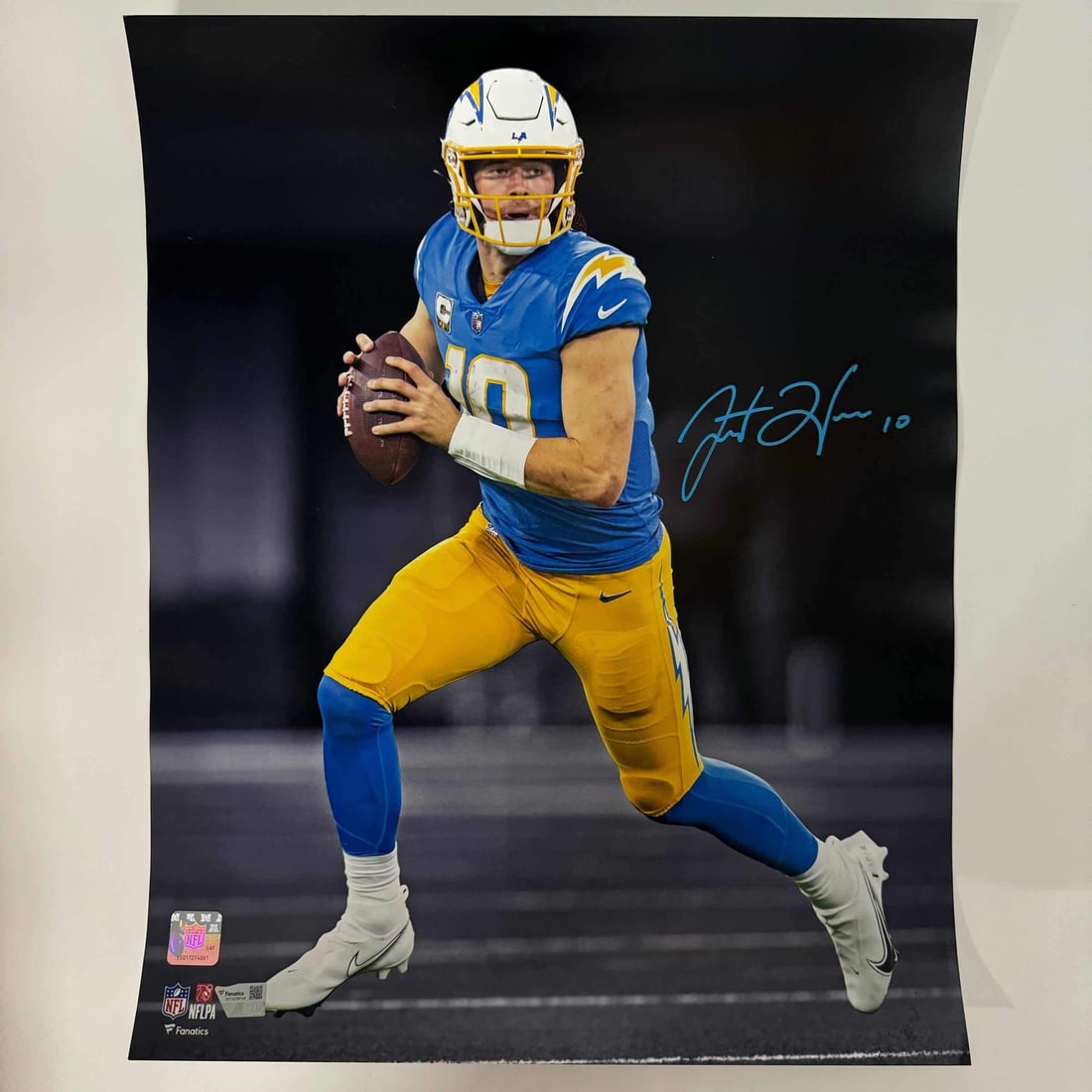 Justin Herbert Autographed 16x20 Photo Los Angeles Chargers Certified by Fanatics: Justin Herbert Autographed 16x20 Photo Los Angeles Chargers Certified by Fanatics Celebrate your fandom with this autographed 16x20 photo of Justin Herbert, the star quarterback for the Los Angeles Ch