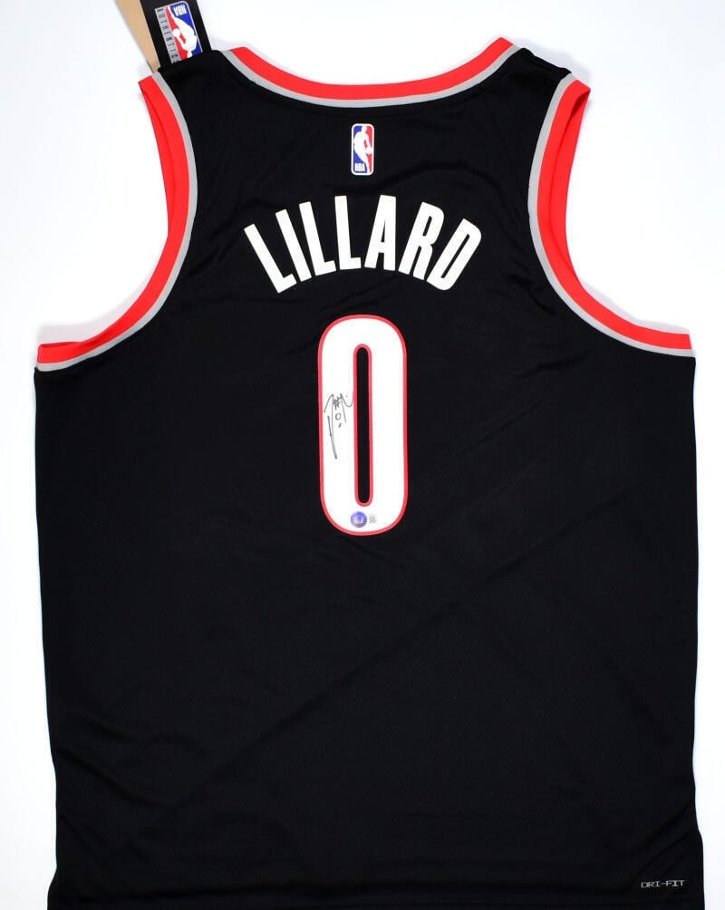 Nike Swingman Icon Edition Jersey signed by Damian Lillard BAS: Nike Swingman Icon Edition Jersey signed by Damian Lillard BAS This is an original Damian Lillard signed Portland Trail Blazers Nike Swingman Icon Edition jersey. The item is pre-owned and identified 
