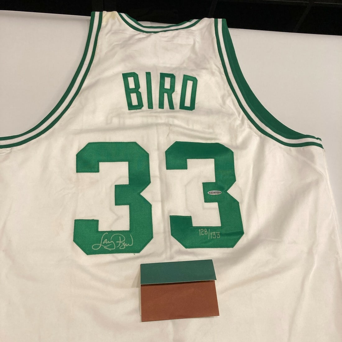 Larry Bird Signed 1985-86 Celtics Jersey with Upper Deck COA: Larry Bird Signed 1985-86 Celtics Jersey with Upper Deck COA This authentic Mitchell & Ness 1985-86 Boston Celtics jersey is a must-have for any basketball fan. It features a silver marker signature f