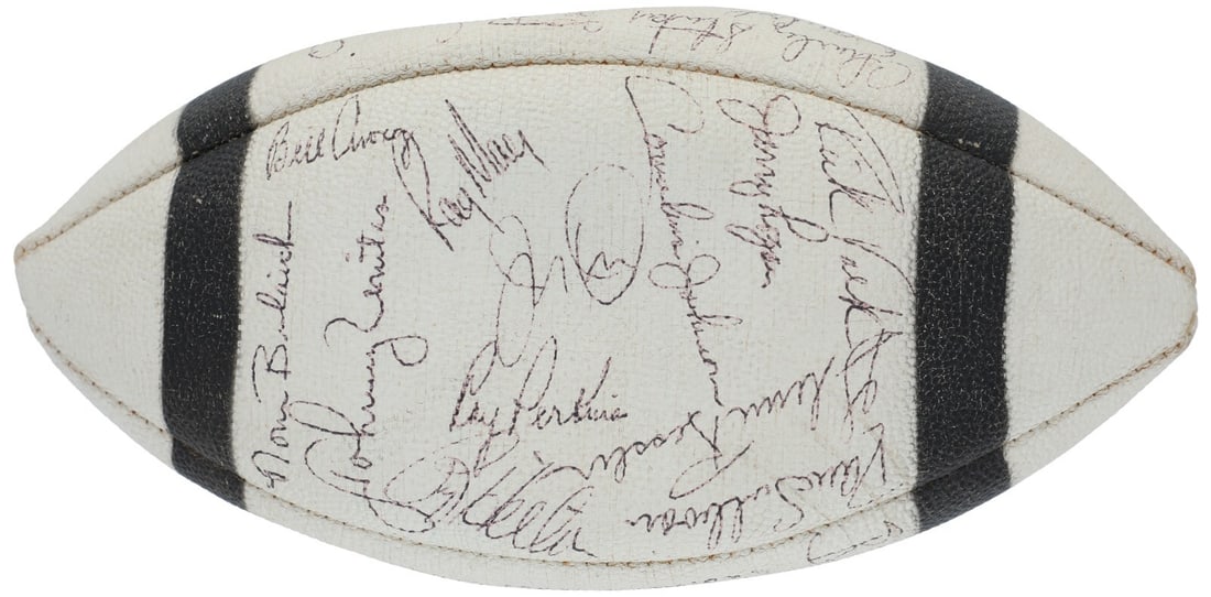 1970 Baltimore Colts Super Bowl V Team Signed Football Johnny Unitas 33 Signatures Fanatics: 1970 Baltimore Colts Super Bowl V Team Signed Football Johnny Unitas 33 Signatures Fanatics Celebrate the legacy of the 1970 Baltimore Colts with this Super Bowl V Champions team-signed football, feat