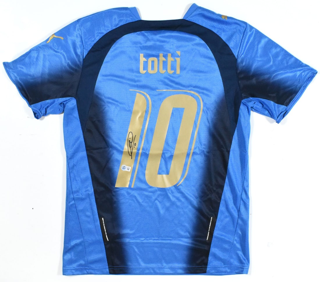 Italy #10 Soccer Jersey Signed by Francesco Totti Beckett Hologram (1 of 4)