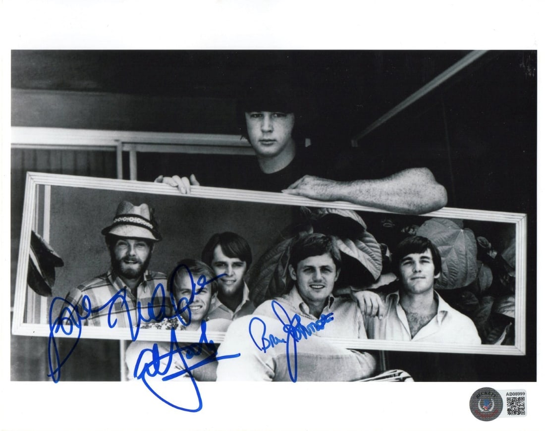 8X10 Beach Boys Autographed Photo Mike Love Al Jardine Bruce Johnston BAS (1 of 2)