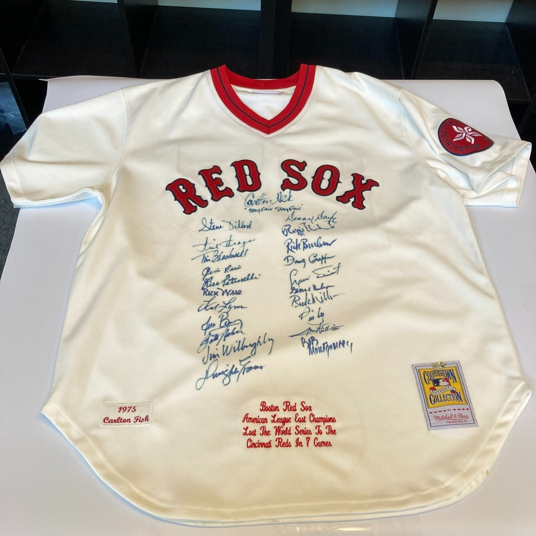 1975 Boston Red Sox AL Champs Team Signed Authentic Jersey MLB Holo: 1975 Boston Red Sox AL Champs Team Signed Authentic Jersey MLB Holo Celebrate baseball history with this stunning 1975 Boston Red Sox American League Champions team-signed jersey. This authentic jerse