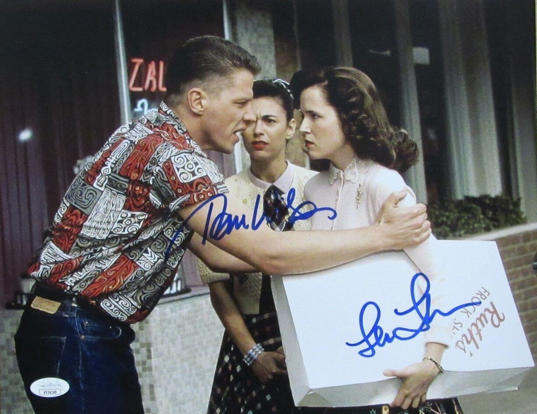 Lea Thompson Tom Wilson Dual-Signed Back to the Future 11x14 Photo JSA Authenticated: Lea Thompson Tom Wilson Dual-Signed Back to the Future 11x14 Photo JSA Authenticated This is a dual-signed 11x14 photo featuring Lea Thompson and Tom Wilson from the iconic film "Back to the Future." 