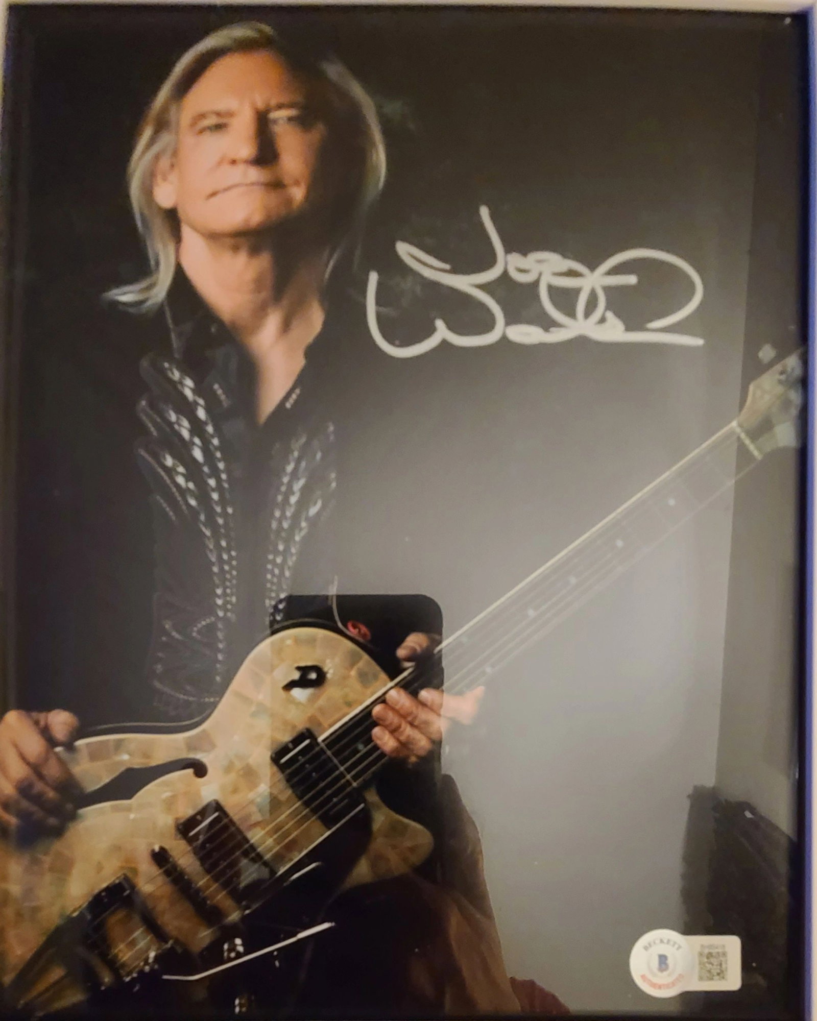 Signed 8x10 Color Photo of Joe Walsh Beckett Authenticated (1 of 2)