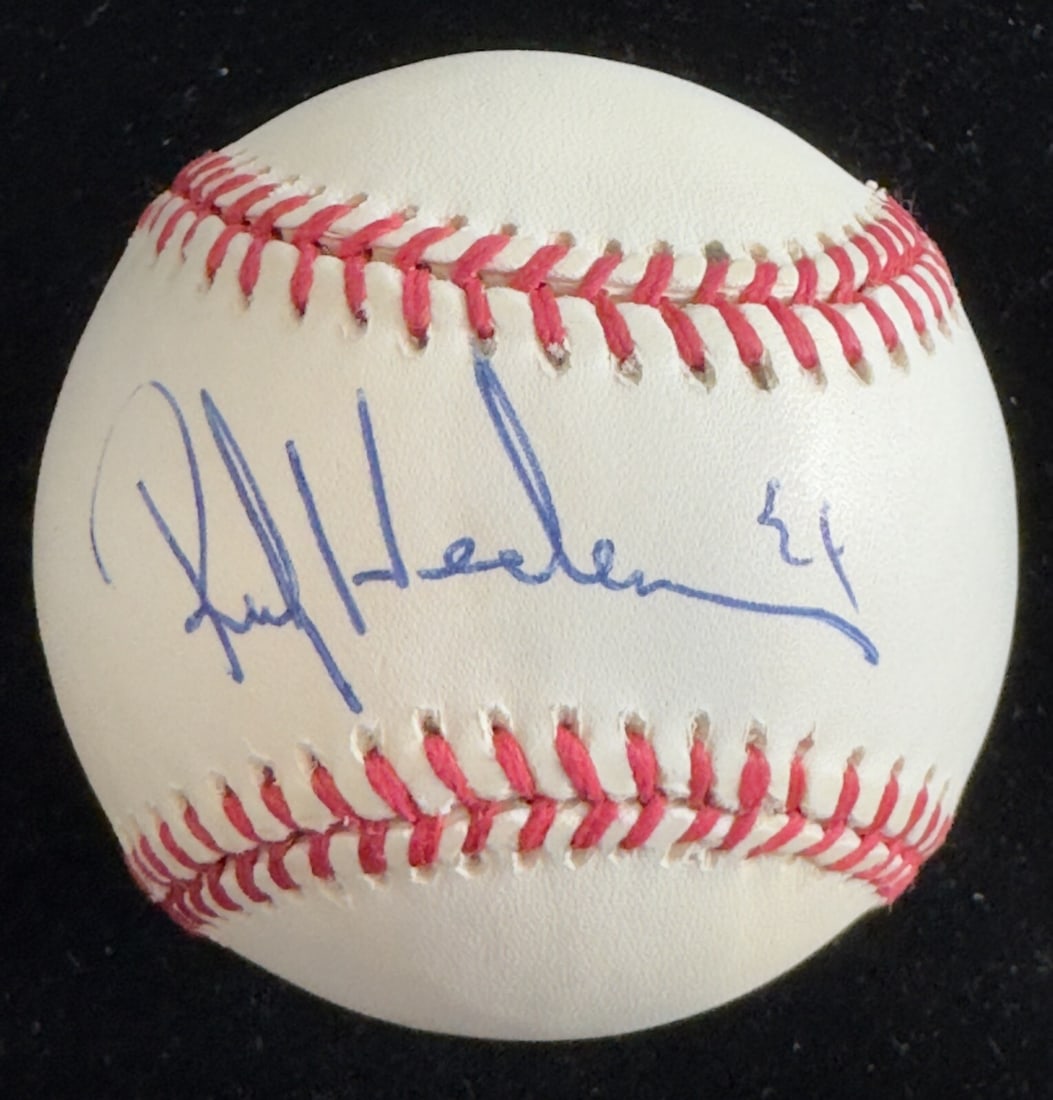 Rickey Henderson Signed Vintage Baseball OAL-BB Beckett Authenticated: Rickey Henderson Signed Vintage Baseball OAL-BB Beckett Authenticated This vintage baseball is a remarkable collectible, featuring the signature of Rickey Henderson, the All-Time Stolen Base Leader an