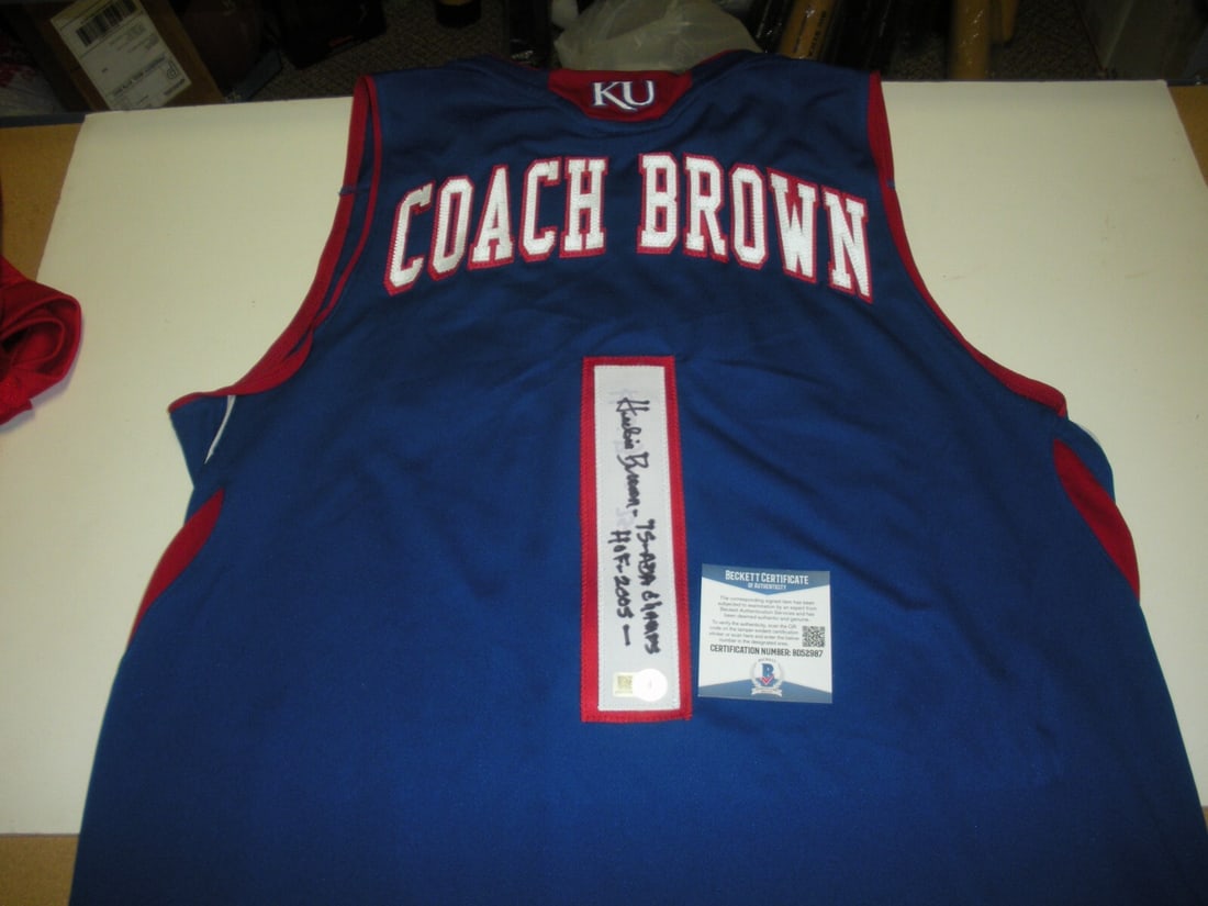 Hubie Brown Signed Adidas Jersey Kentucky Colonels Beckett COA: Hubie Brown Signed Adidas Jersey Kentucky Colonels Beckett COA This is an official licensed Adidas jersey signed by Hubie Brown, a notable figure in basketball history. The jersey is associated with t