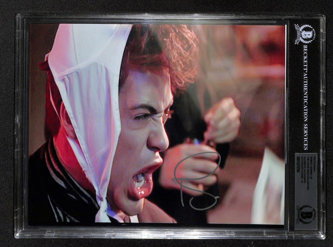 Robert Downey Jr Signed 8x10 Weird Science Photo Auto 10 Beckett: Robert Downey Jr Signed 8x10 Weird Science Photo Auto 10 Beckett This stunning 8x10 color photograph features Robert Downey Jr. as Ian in the iconic movie Weird Science. The photograph is autographed 