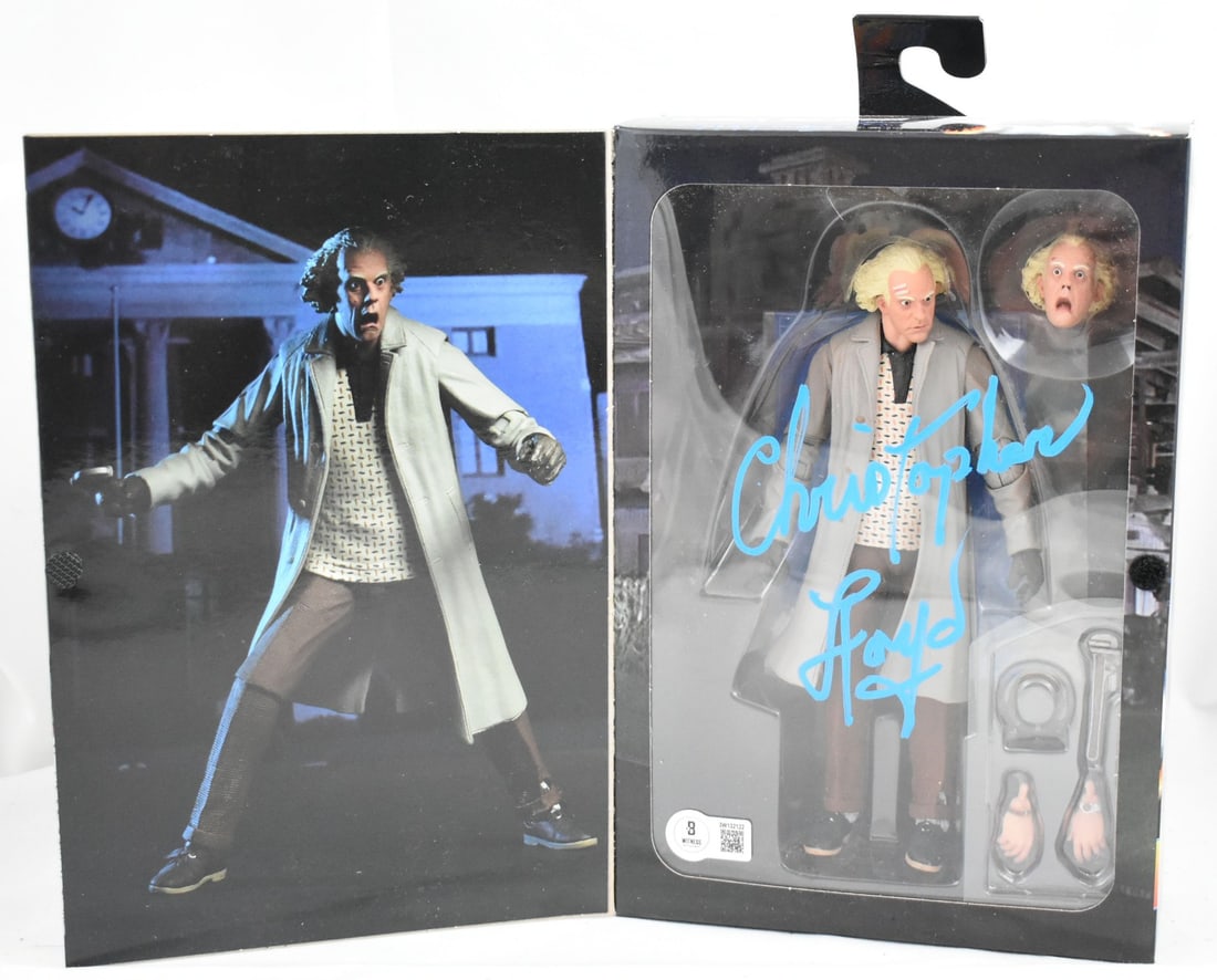 Beckett Authenticated Christopher Lloyd Back to the Future 7in Figure: Beckett Authenticated Christopher Lloyd Back to the Future 7in Figure Pre-owned 7" action figure signed by Christopher Lloyd, presented with a Beckett W hologram. Made in China. Specifications Item Ty