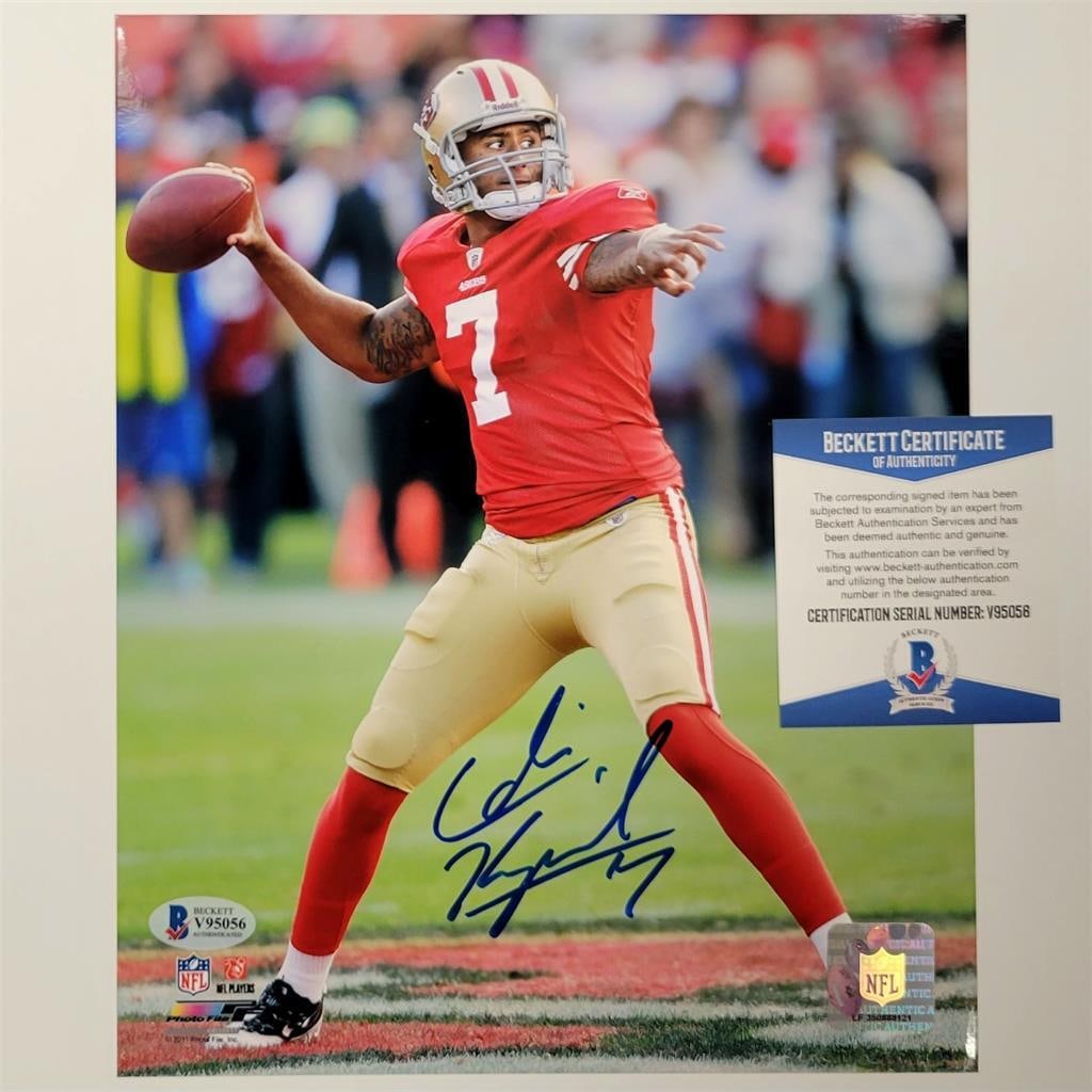 Colin Kaepernick Autographed 8x10 Photo San Francisco 49ers Beckett BAS: Colin Kaepernick Autographed 8x10 Photo San Francisco 49ers Beckett BAS This is an original 8x10 photograph of Colin Kaepernick, signed and authenticated by Beckett Authentication Services (BAS). The 