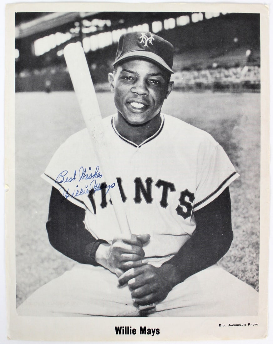 Willie Mays Signed 8x10 Photo with Best Wishes JSA LOA Vintage Signature: Willie Mays Signed 8x10 Photo with Best Wishes JSA LOA Vintage Signature Celebrate baseball history with this signed 8x10 photo of Willie Mays, featuring the heartfelt inscription "Best Wishes." This 