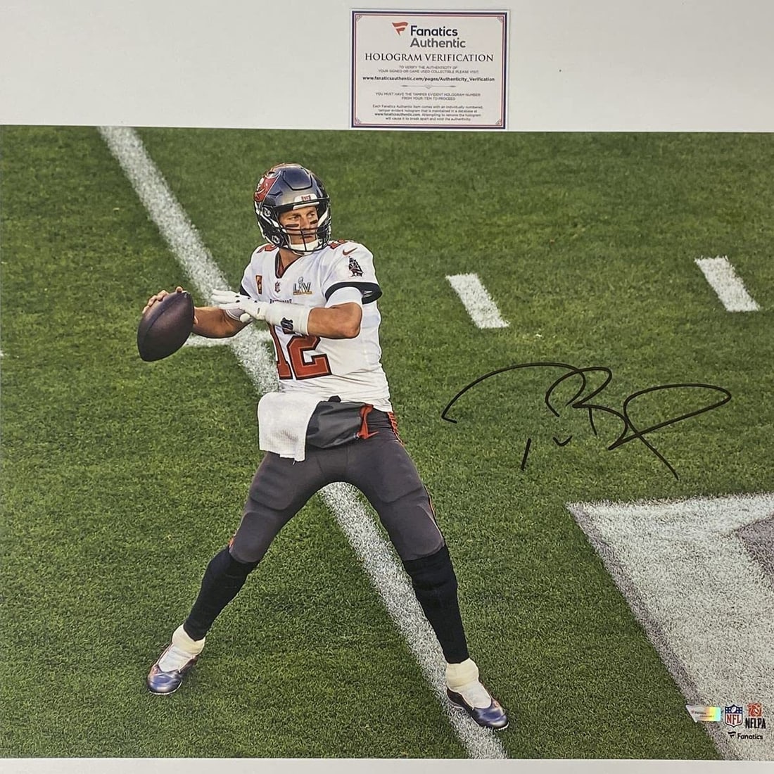 Tom Brady Autographed Super Bowl LV 16x20 Photo Fanatics COA GM: Tom Brady Autographed Super Bowl LV 16x20 Photo Fanatics COA GM This stunning 16x20 photo captures Tom Brady during Super Bowl LV, beautifully autographed for a true collector. The signature is authen