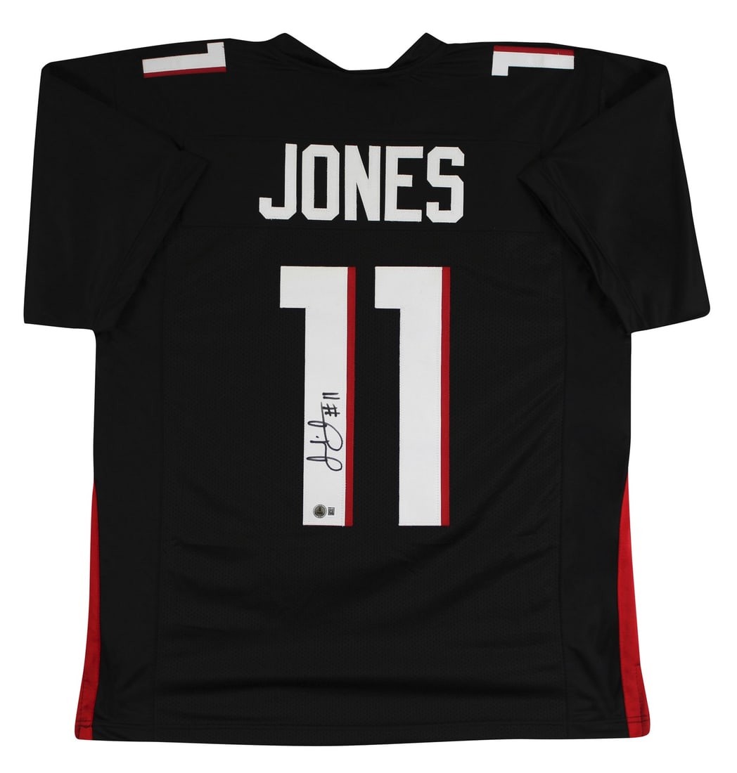Julio Jones Signed Black Pro Style Jersey BAS Authenticated Atlanta Falcons: Julio Jones Signed Black Pro Style Jersey BAS Authenticated Atlanta Falcons This authentic black pro style jersey is personally signed by Julio Jones, the renowned wide receiver of the Atlanta Falcons
