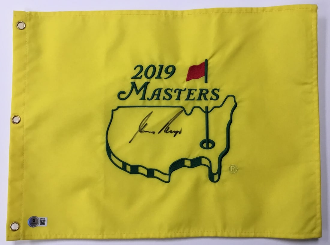 Gary Player Signed 2019 Masters Pin Flag Authenticated by Beckett (1 of 4)