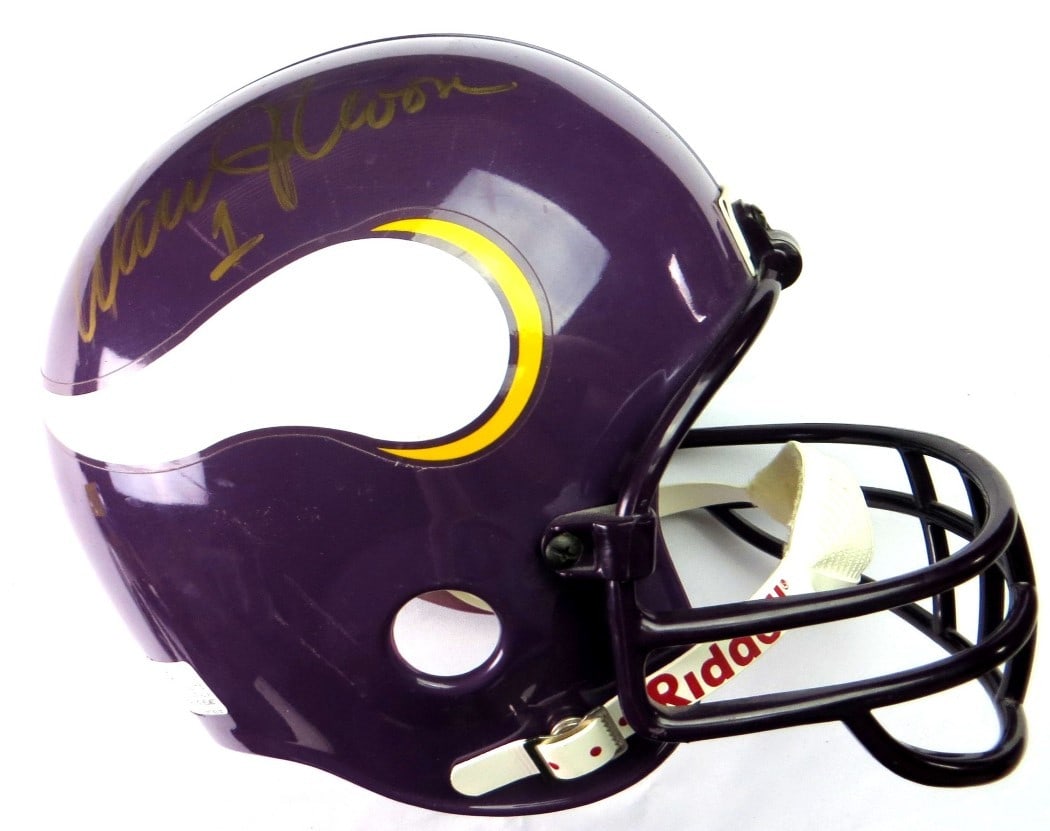 Minnesota Vikings Replica Helmet Signed by Warren Moon with JSA Authentication: Minnesota Vikings Replica Helmet Signed by Warren Moon with JSA Authentication This is a replica full-size helmet featuring the Minnesota Vikings, signed by Warren Moon. The autograph has been authent